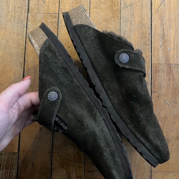 Birkenstock Boston Clog Shearling Dark Brown Suede Slippers - Picture 12 of 14